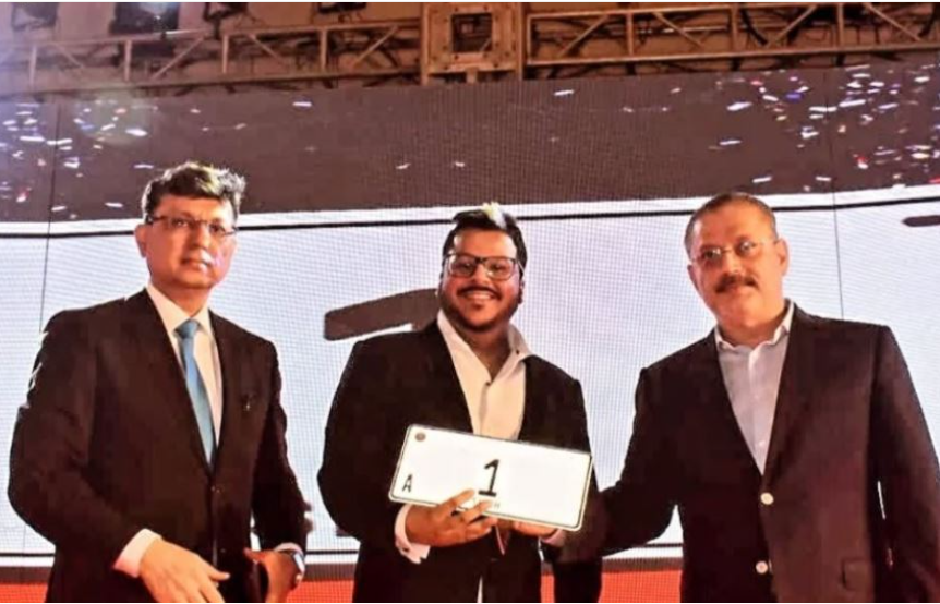 Karachi Businessman Muzammil Kareem Paracha, Who Bought Rs. 10 Crore “A1” Number Plate, Passes Away from Cancer 1 buisnessman