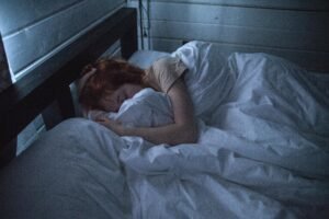 Top stories 174 💤 Are Early Sleepers Missing Out? What Bedtime Habits Say About Late-Night Fun and Wellness