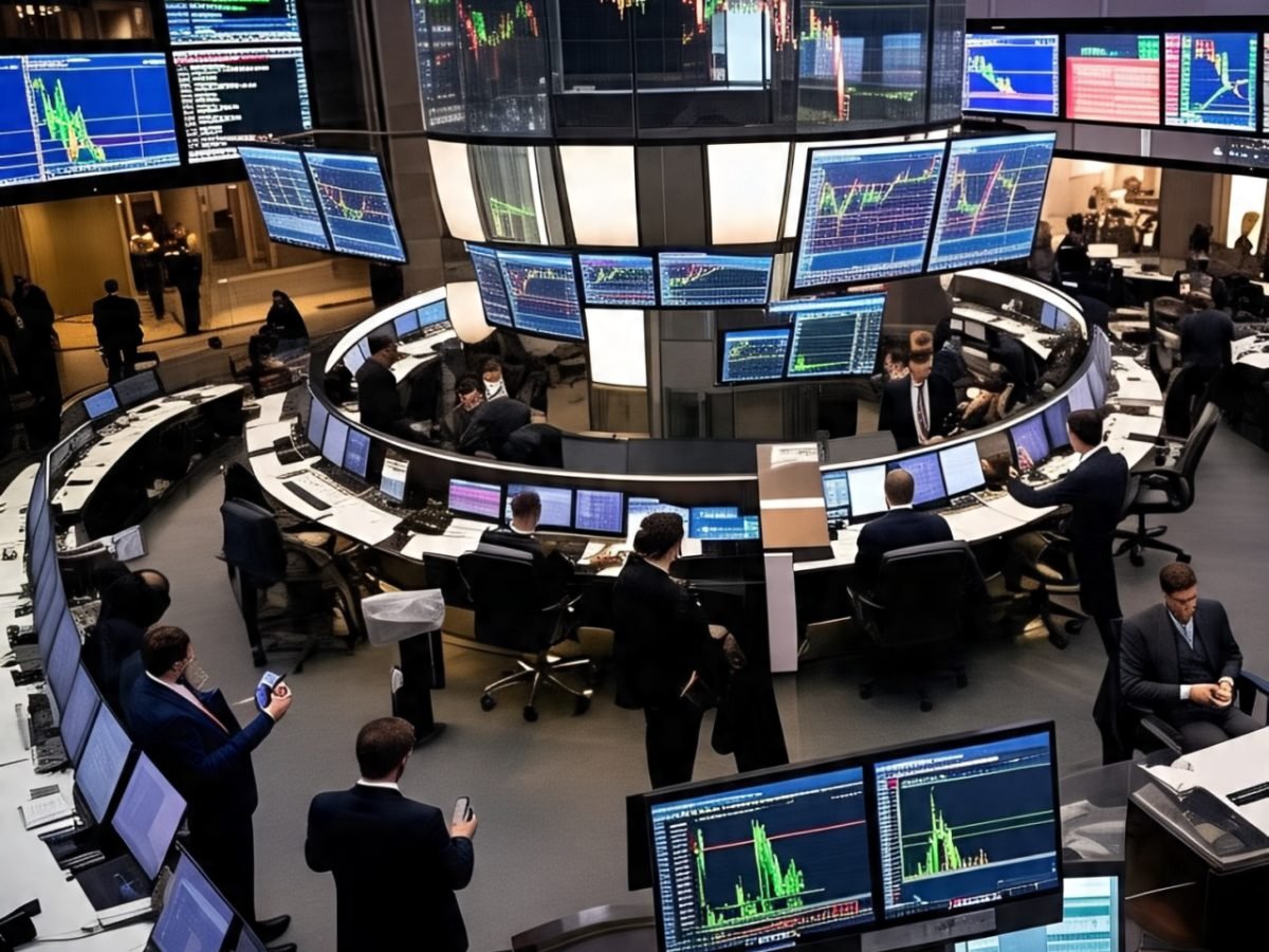 a8 Singapore Stocks Reach Record High as Asian Markets Mixed After Fed's Latest Remarks