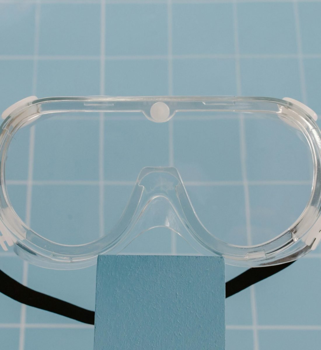 pexels-tara-winstead-7723369 What Should You Consider When Choosing the Type of Eye Protection You Use?